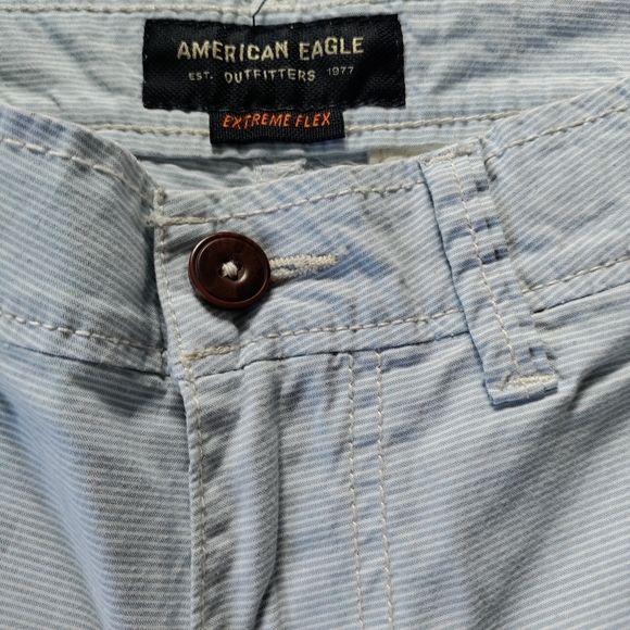 AEO stripped light blue shorts extreme flex classic fit lightweight 30 waist - Picture 3 of 14